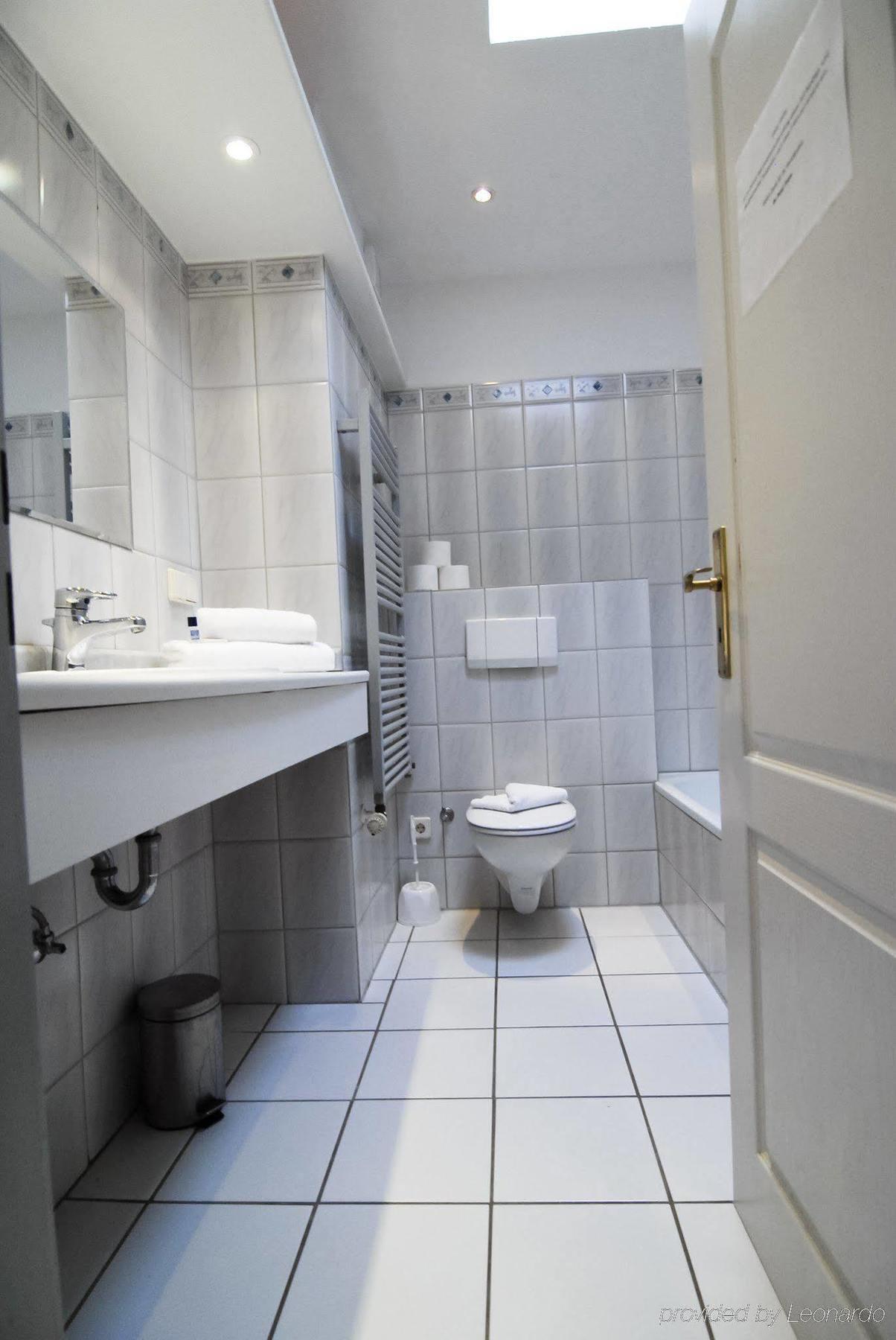 Petul Apart Hotel Ernestine Essen Extérieur photo