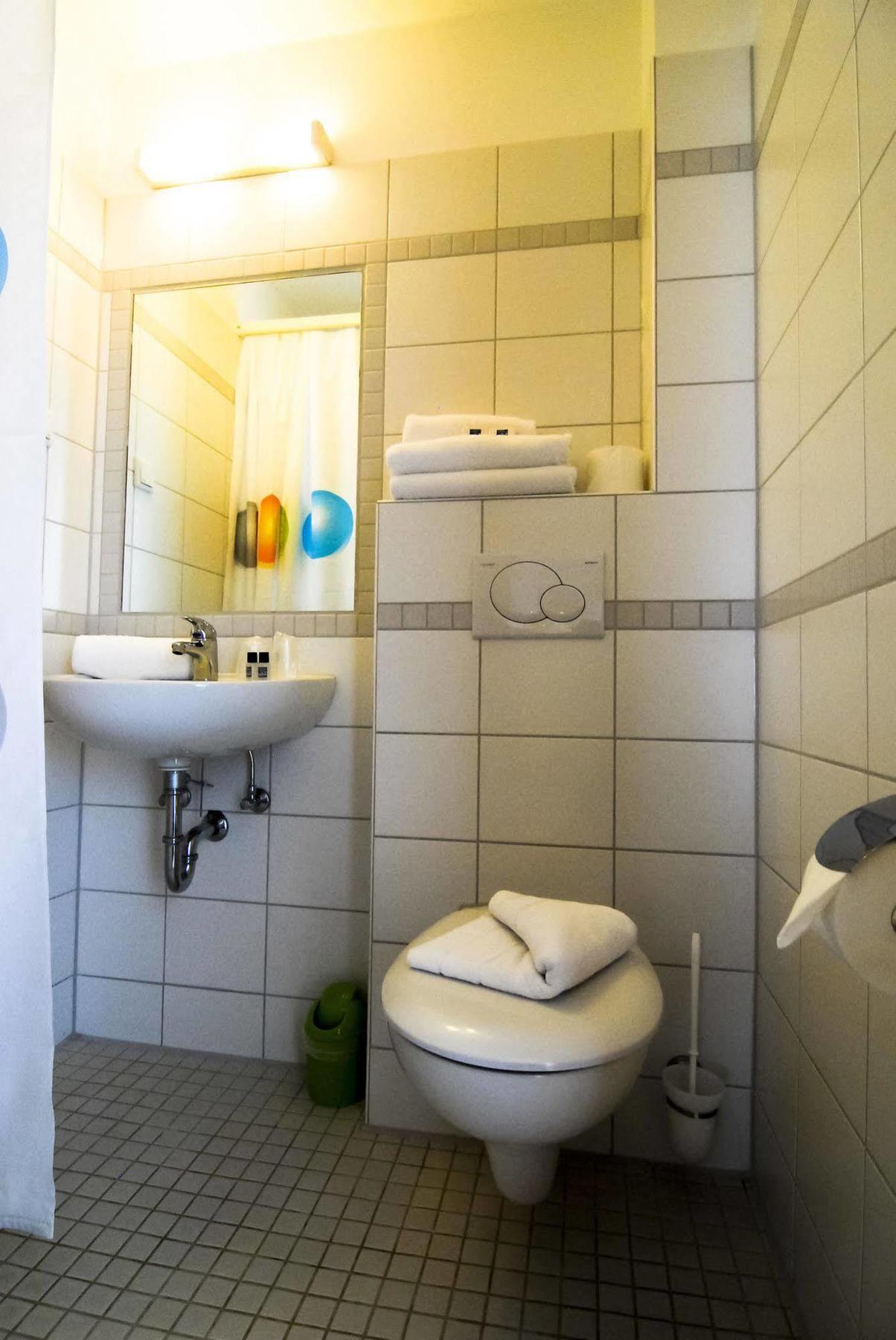 Petul Apart Hotel Ernestine Essen Extérieur photo